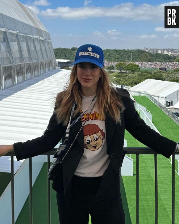 Alice Wegmann apostou em look street para p GP de Interlagos