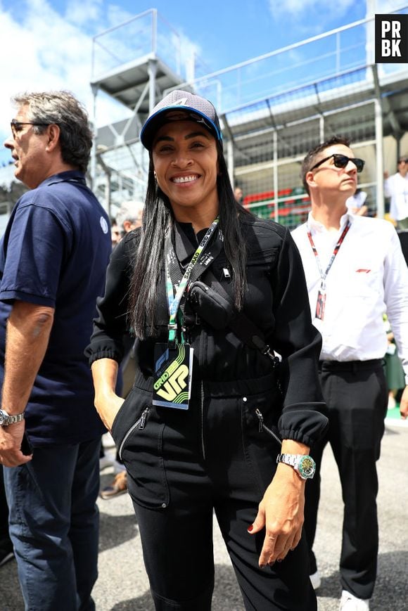 A rainha Marta de all black no GP de F1 em Interlagos