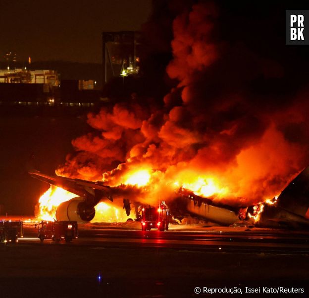 Aviões colidiram em aeroporto do Japão, deixando 5 mortos