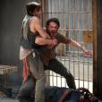 Em "The Walking Dead", Rick (Andrew Lincoln) bateu muito em Tyreese (Chad L. Coleman) e teve até que ser segurado!
