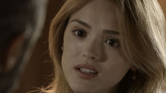 Novela "Sete Vidas": Júlia (Isabelle Drummond) conversa com Miguel e diz que não esqueceu Pedro