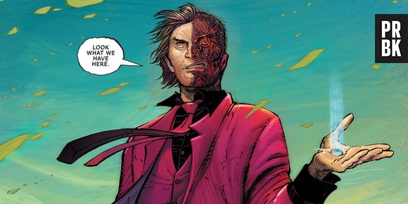 O Two-Face, ou melhor, o Duas Caras, levou a letra "T"