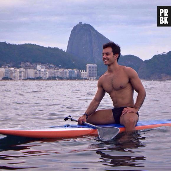 Marcel Stürmer manda bem também no stand up paddle, que o ajudou na preparação corporal para o Pan Americano 2015