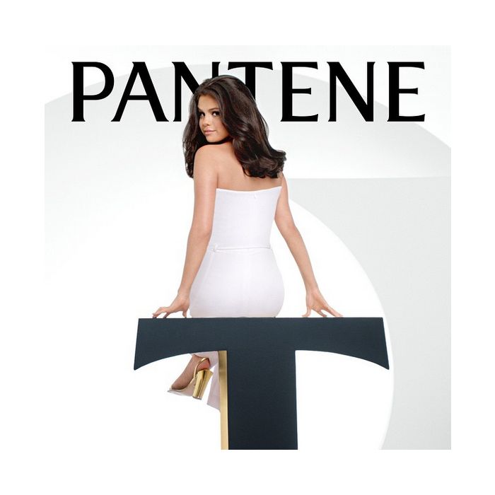  Selena Gomez mostra o poder das morenas na nova campanha da marca Pantene&amp;nbsp; 