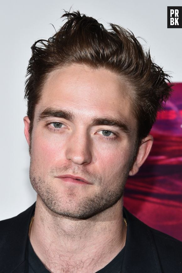 Depois de interpretar Cedrico em "Harry Potter", Robert Pattinson fez mais sucesso ainda na pele do vampiro Edward em "Crepúsculo"