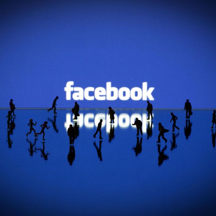  Recentemente o Facebook também virou bilionário no número de usuários 