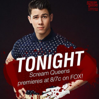 Nick Jonas, de "Scream Queens", afirma estar honrado em interpretar personagem gay na série