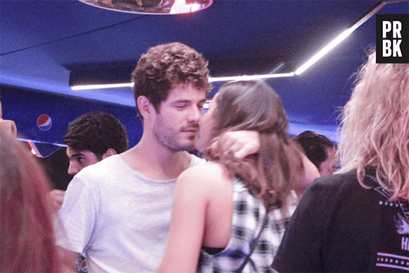 Maurício e Bruna gif