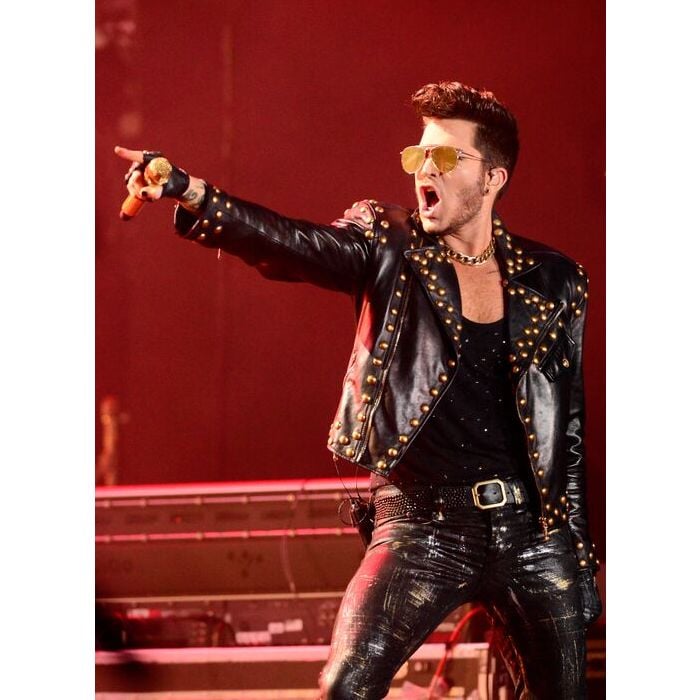 O que foi o gatíssimo Adam Lambert no Rock in Rio 2015, gente?