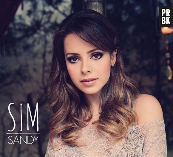 Sandy cantou sucessos do álbum "Sim", no "Vídeo Show"