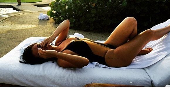 Selena Gomez sexy demais: 30 vezes que a cantora foi mega sensual e deixou todo mundo apaixonado!