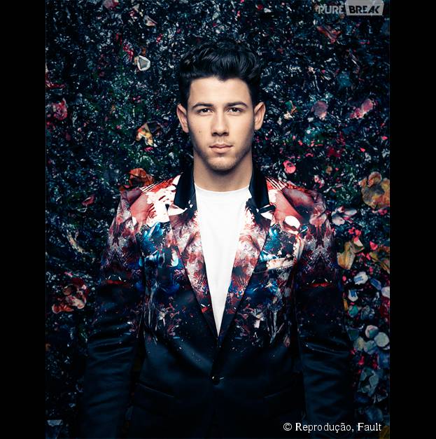 Nick Jonas causa polêmica ao fugir de pergunta sobre homossexualidade