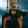 Rihanna arrasou em "Pour It Up"