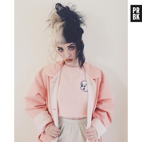 No Brasil, Melanie Martinez divulga seu primeiro álbum de inéditas "Cry Baby"