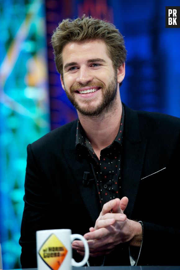 Liam Hemsworth também está na lista de famosos que têm uma barba sexy