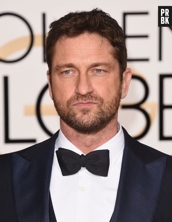 E a barba de Gerard Butler, gente? Ai, ai...