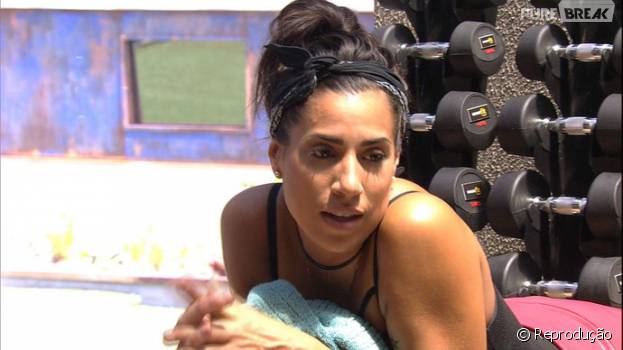 No "BBB16": Juliana defende comportamento de Renan, após briga com Ana Paula