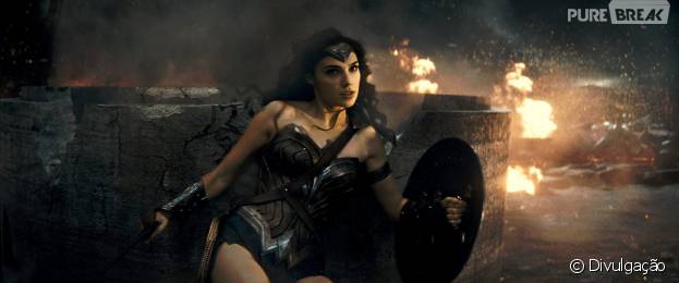 Mulher-Maravilha (Gal Gadot) aparece em novo vídeo de "Batman Vs Superman: A Origem da Justiça"