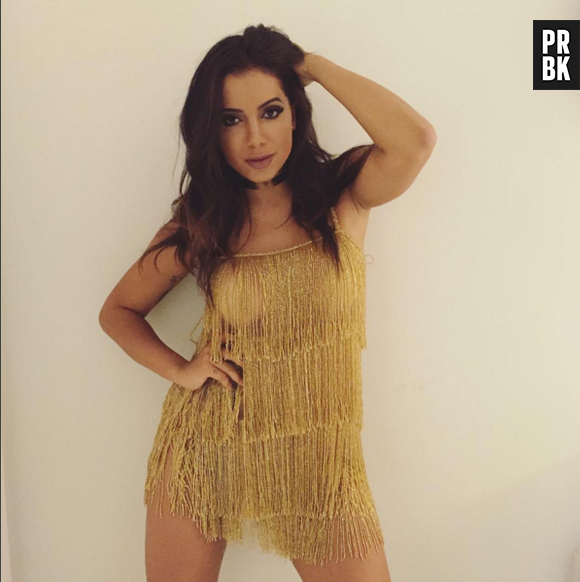 Anitta tem 22 anos e faz aniversário no dia 30 de março!