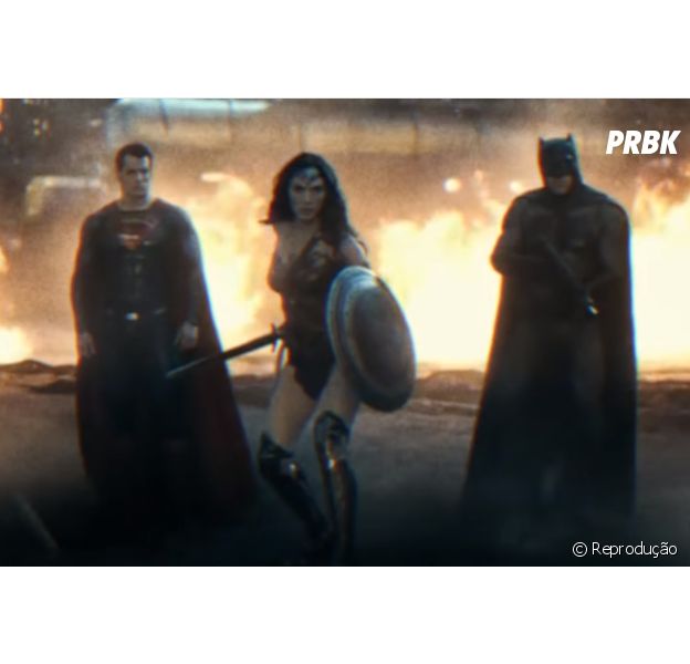 De Batman Vs Superman E Se O Filme Estreasse Em 1995 Trailer Mostra Como Seria A Producao Purebreak