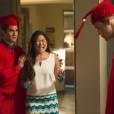 Sam (Chord Overstreet), Blane (Darren Criss) e Tina (Jenna Ushkowitz) se formam no episódio "Trio" de "Glee"