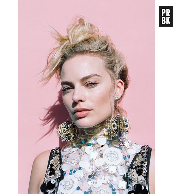 Margot Robbie, de "Esquadrão Suicida", estampa a revista Oyster