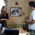 Sofia (Hanna Romanazzi) vive par romântico com Ben (Gabriel Falcão) em "Malhação"