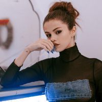 Selena Gomez com música nova? Cantora mostra no Snapchat trecho de faixa inédita!