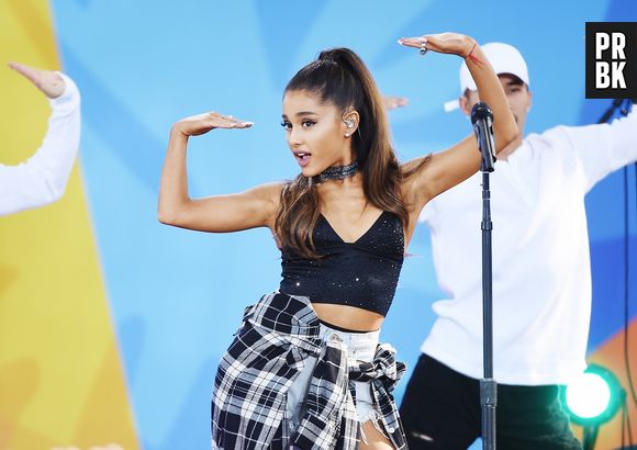 Novidade na área! Ariana Grande libera a inédita "Voodoo Love" e uma nova versão de "Honeymoon Avenue"