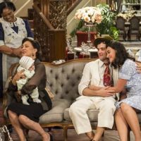 Final "Êta Mundo Bom!": Candinho (Sergio Guizé) e Filomena têm casamento aprovado por Anastácia