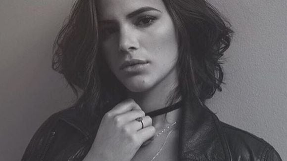 Bruna Marquezine coloca piercings na orelha e mostra tudo no Snapchat!