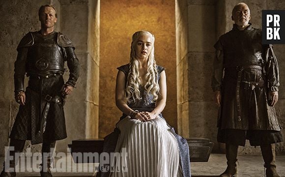 Khaleesi ganha nova sala de trono até chegar em Westeros, em "Game of Thrones"