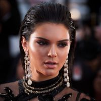 Kendall Jenner polemiza em entrevista: "Amo que meus peitos fiquem de fora"