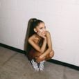 Ariana Grande mede apenas 1,56!