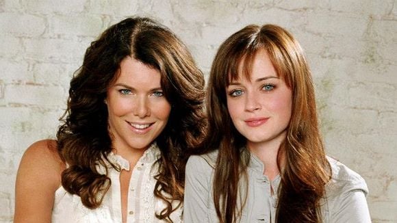 De "Gilmore Girls" na Netflix: veja Lauren Graham, Alexis Bledel e o Antes e Depois do elenco!