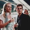 Stefan (Paul Wesley) tem se aproximado muito de Caroline (Candice Accola) em "The Vampire Diaries"