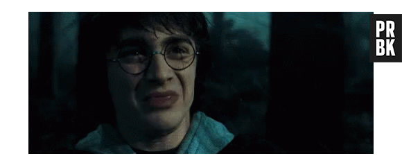 Quando a pessoa suada e fedendo para perto de você!