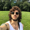 Chay Suede é outro que entra na lista dos cancerianos e apaixonados