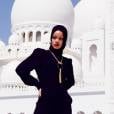 Rihanna é obrigada a deixar templo sagrado depois de fotos consideradas inapropriadas