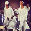 Rihanna esteve em Abu Dhabi, nos Emirados Árabes Unidos para se apresentar com show da turnê "Diamonds"