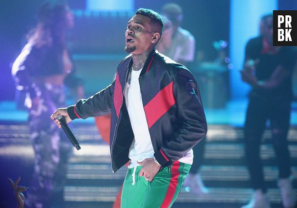 Chris Brown revela fatos da agressão à ex em documentário "Chris Brown, Welcome To My Life"