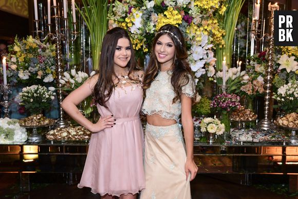 Maisa Silva também marcou presença no aniversário de 15 anos da Fernanda Concon, uma de suas melhores amigas