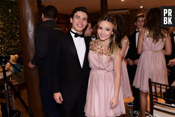 Larissa Manoela e Thomaz Costa juntos, mais uma vez