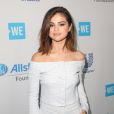 Selena Gomez diz que a invasão de privacidade afetou muito seu emocional