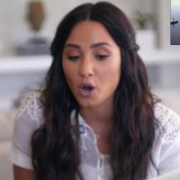 Demi Lovato relembra 1º beijo em Joe Jonas e reage a vídeos dos trabalhos que fez na infância!