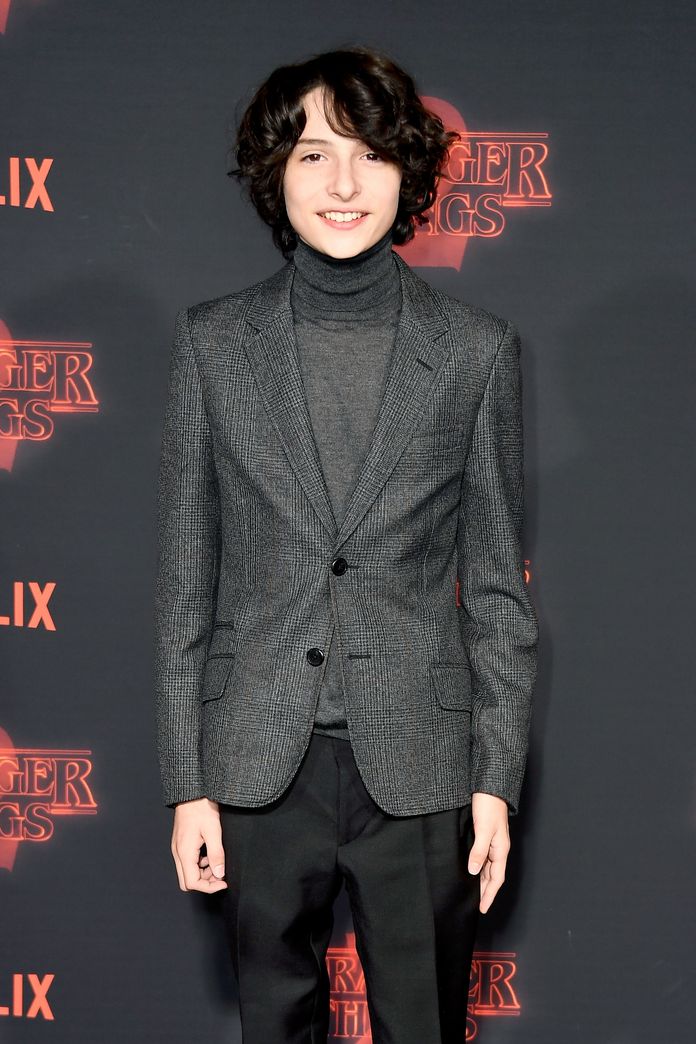 De Stranger Things Finn Wolfhard Reclama De Assedio Dos Fas Pense Antes De Digitar Purebreak