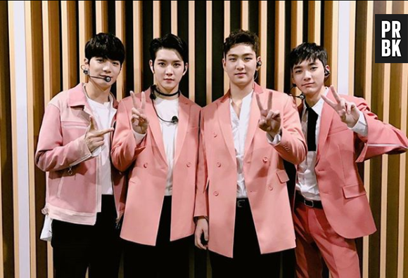 Grupo: NU'EST. Fandom: L.O.Λ.E.