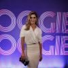 Apesar de ser uma aeromoça na novela "Boogie Oogie", Deborah Secco ainda não gravou em um avião: "Só gravei no cenário da casa da personagem"