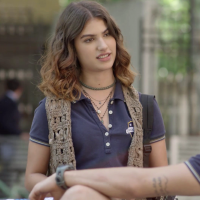 Novela "Malhação": Samantha (Giovanna Grigio) elogia Lica e se declara