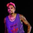  Após um evento beneficente, Chris Brown arranjou briga com o manobrista por causa de R$10 